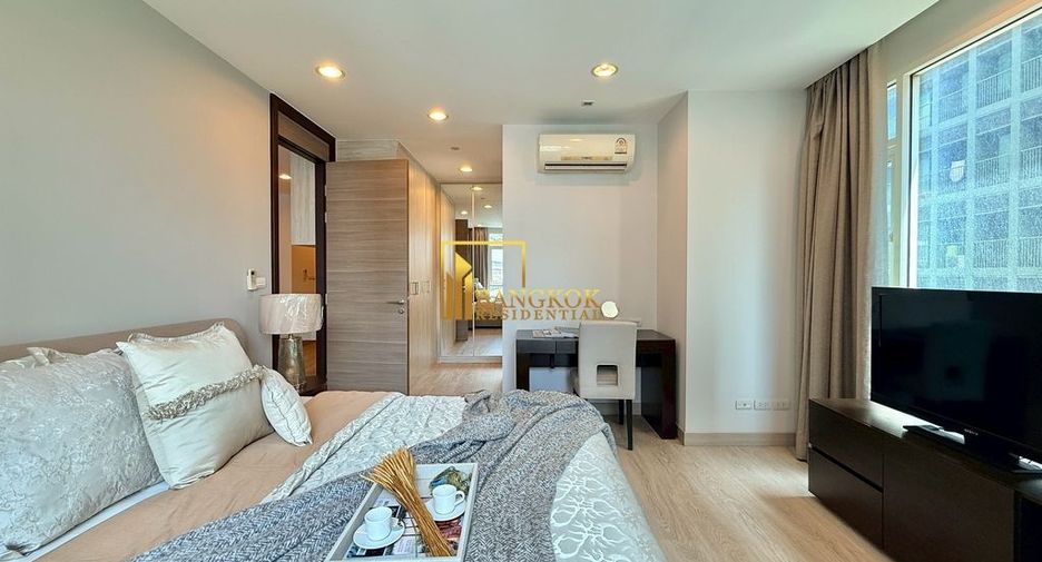 For rent 2 bedrooms apartment in Watthana, Bangkok