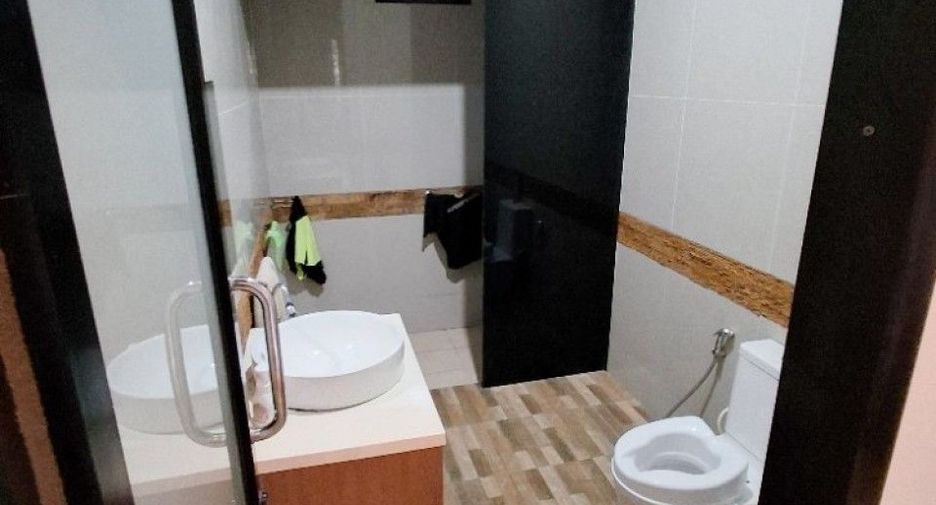 Casa en venta de 3 habitaciones en Thung Song, Nakhon Si Thammarat
