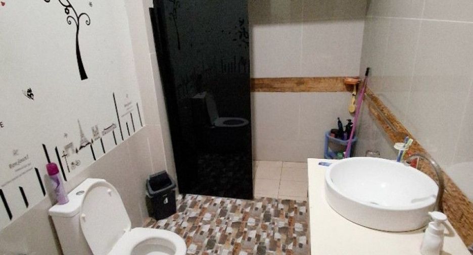 Casa en venta de 3 habitaciones en Thung Song, Nakhon Si Thammarat