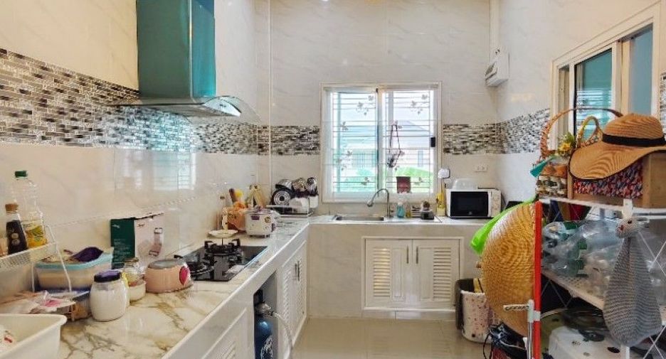 Casa en venta de 3 habitaciones en Mueang Ratchaburi, Ratchaburi