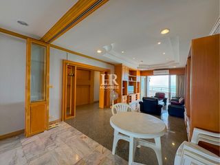 À vendre 2 chambres condo à Na Jomtien, Pattaya