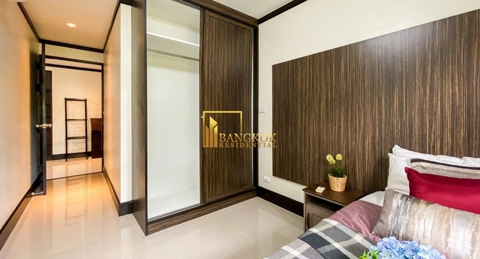 For rent 2 bedrooms apartment in Watthana, Bangkok