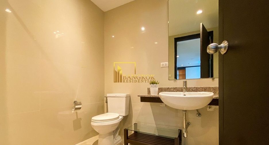 For rent 2 bedrooms apartment in Watthana, Bangkok