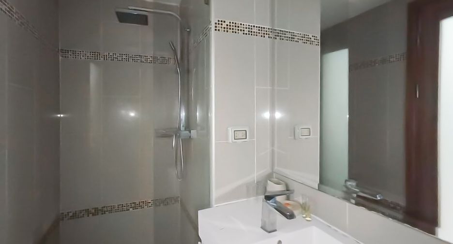 For sale studio condo in Bang Lamung, Chonburi