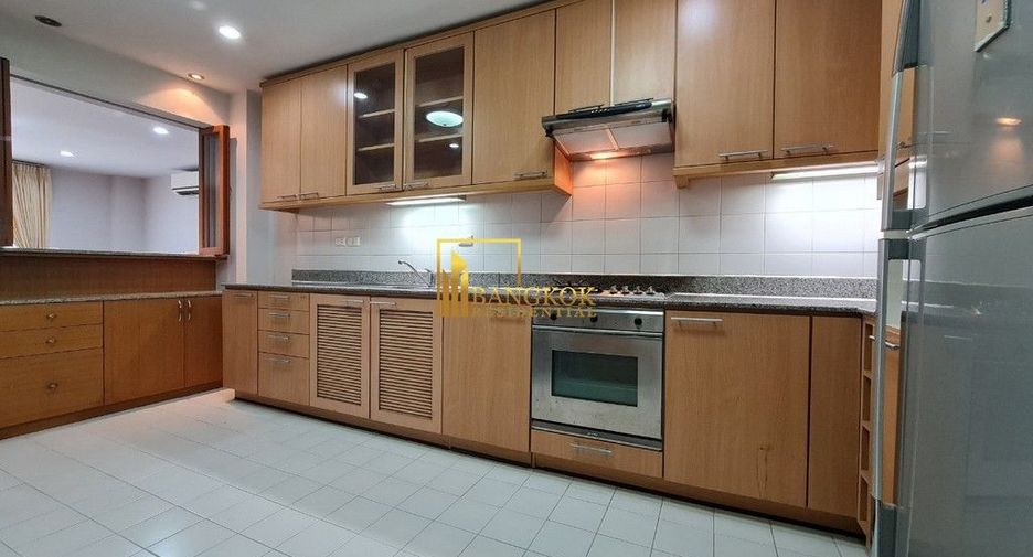À louer 2 chambres appartement à Watthana, Bangkok