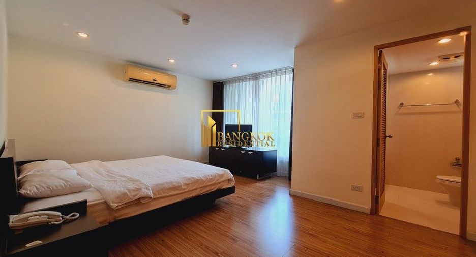 For rent 2 bedrooms apartment in Pathum Wan, Bangkok