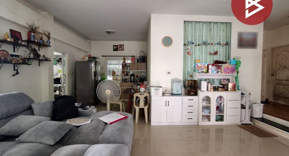 Casa en venta de 3 habitaciones en Phan Thong, Chonburi