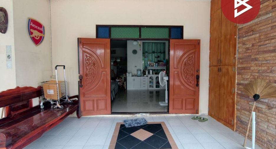 Casa en venta de 3 habitaciones en Phan Thong, Chonburi