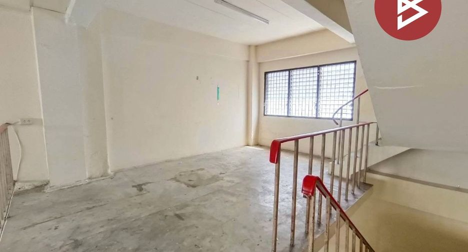 À vendre 6 chambres local commercial à Mueang Nonthaburi, Nonthaburi