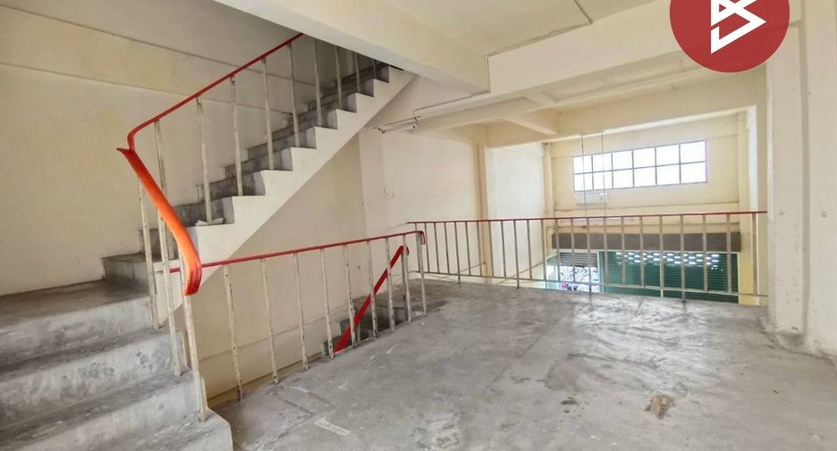 À vendre 6 chambres local commercial à Mueang Nonthaburi, Nonthaburi