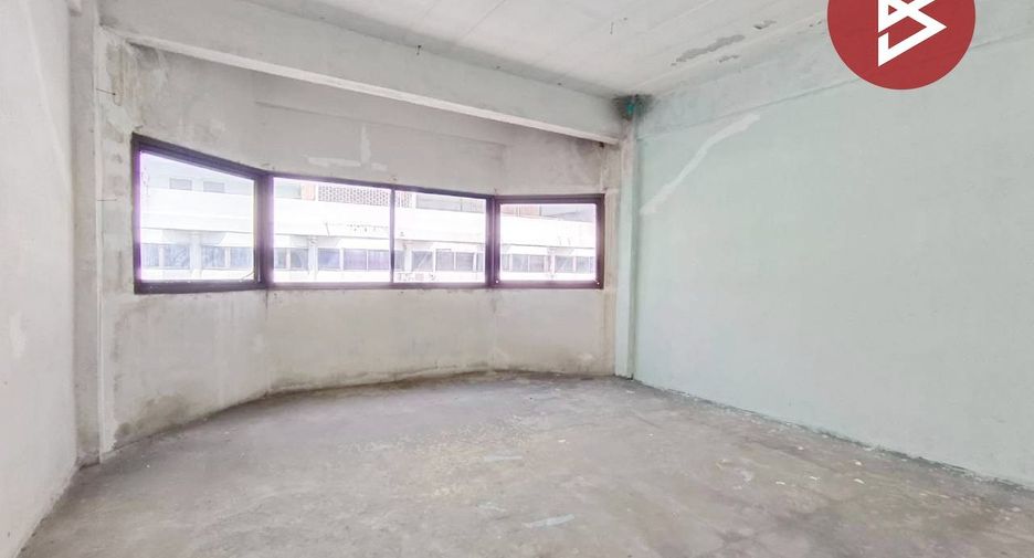 À vendre 6 chambres local commercial à Mueang Nonthaburi, Nonthaburi