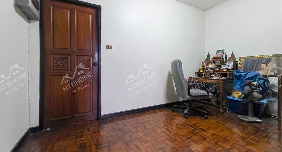 出售 2 卧室 联排别墅 在 Mueang Nonthaburi, Nonthaburi