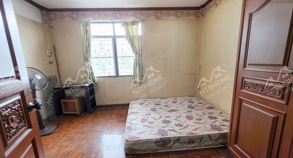 出售 2 卧室 联排别墅 在 Mueang Nonthaburi, Nonthaburi