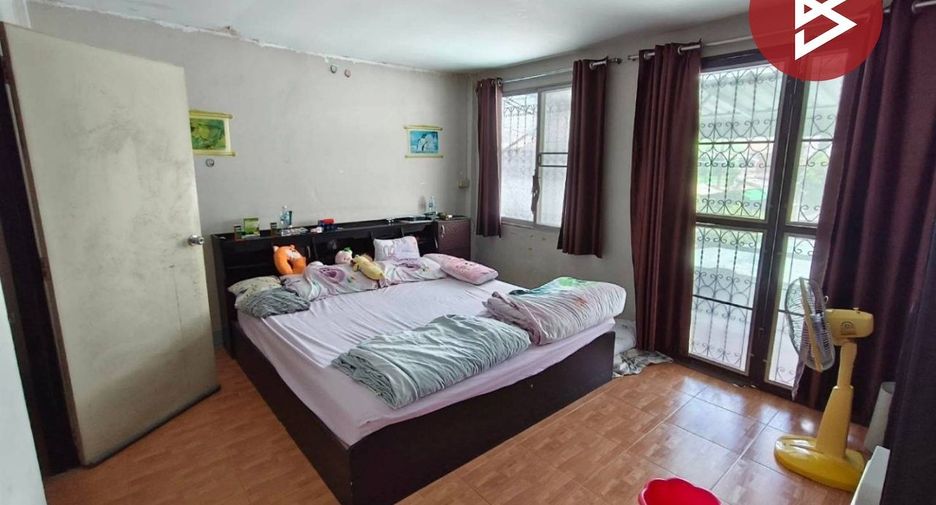 Casa adosada en venta de 2 habitaciones en Bang Pakong, Chachoengsao