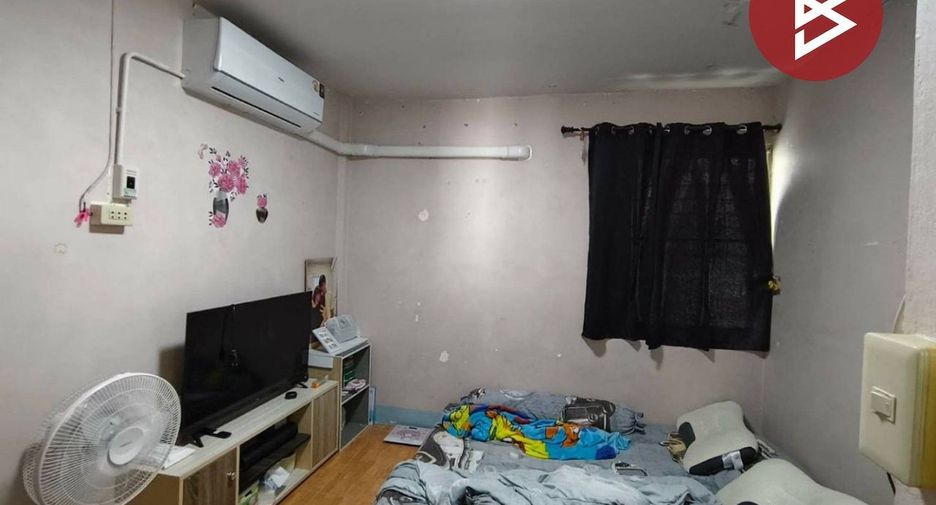 Casa adosada en venta de 2 habitaciones en Bang Pakong, Chachoengsao