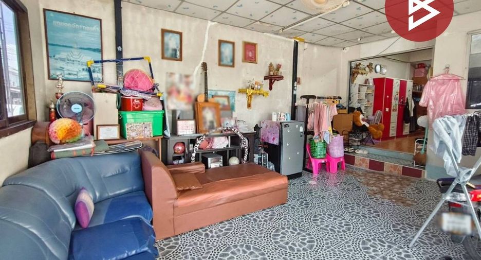 Casa adosada en venta de 2 habitaciones en Bang Pakong, Chachoengsao