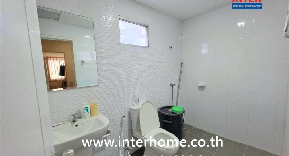 Продажа 3 спальни таунхаус в Mueang Samut Prakan, Самутпракан