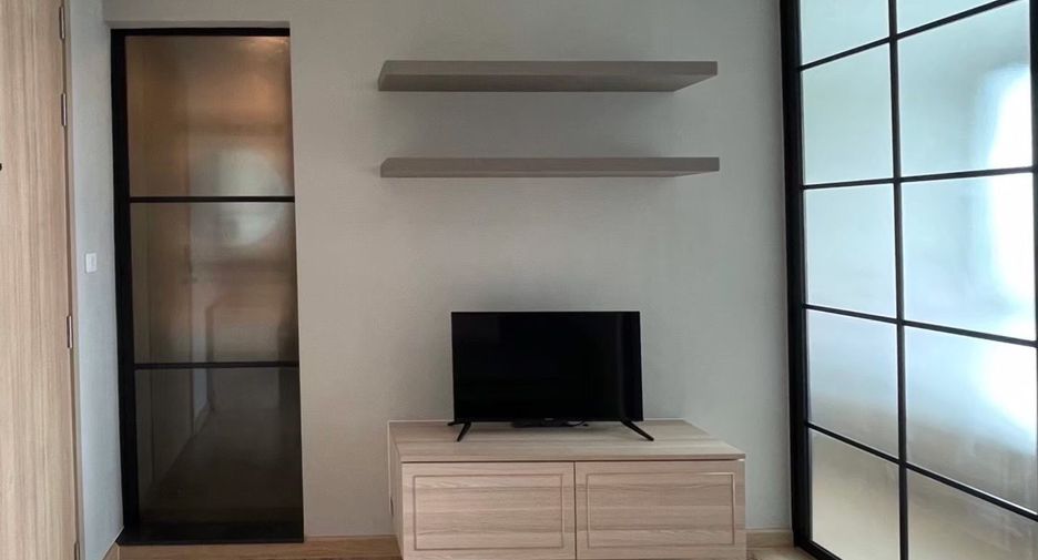 For rent 1 bed condo in Bang Phlat, Bangkok