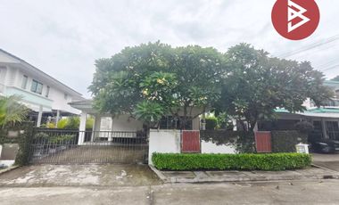 For sale 3 bedrooms house in Bang Khun Thian, Bangkok