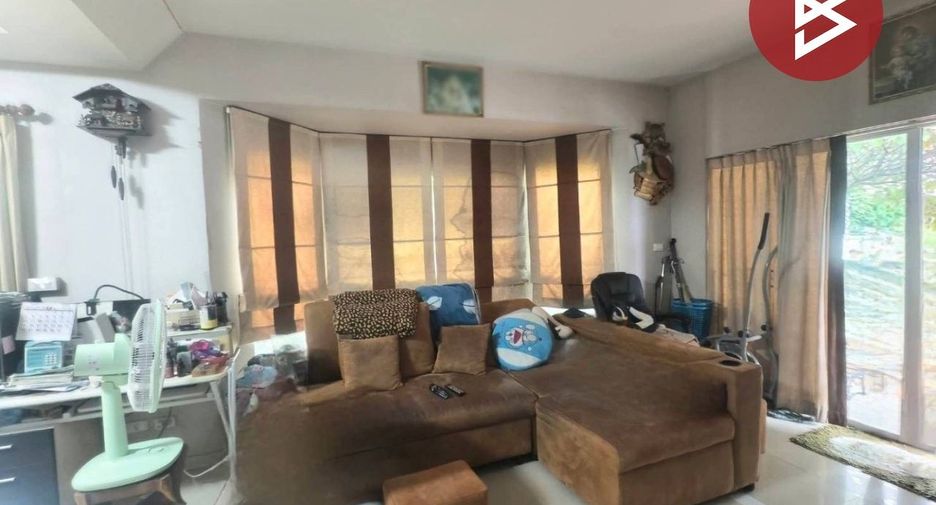 For sale 3 bedrooms house in Bang Khun Thian, Bangkok