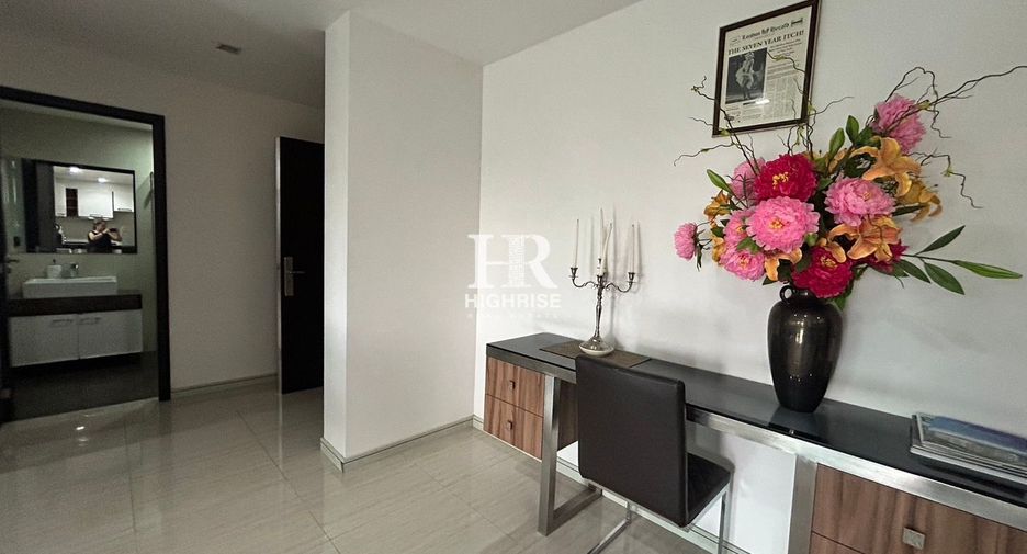 For sale 2 bedrooms condo in Bang Lamung, Chonburi