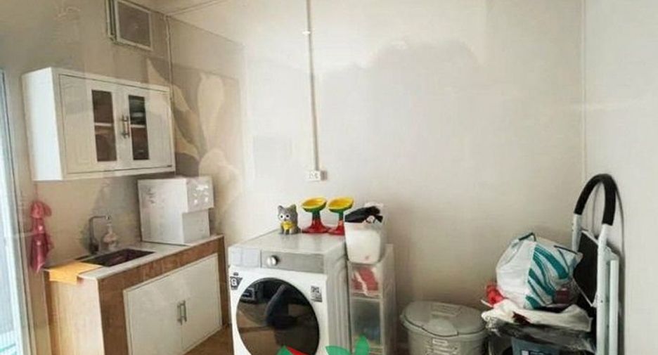 For sale 3 bedrooms townhouse in Prawet, Bangkok