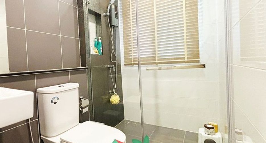 For sale 3 bedrooms townhouse in Prawet, Bangkok