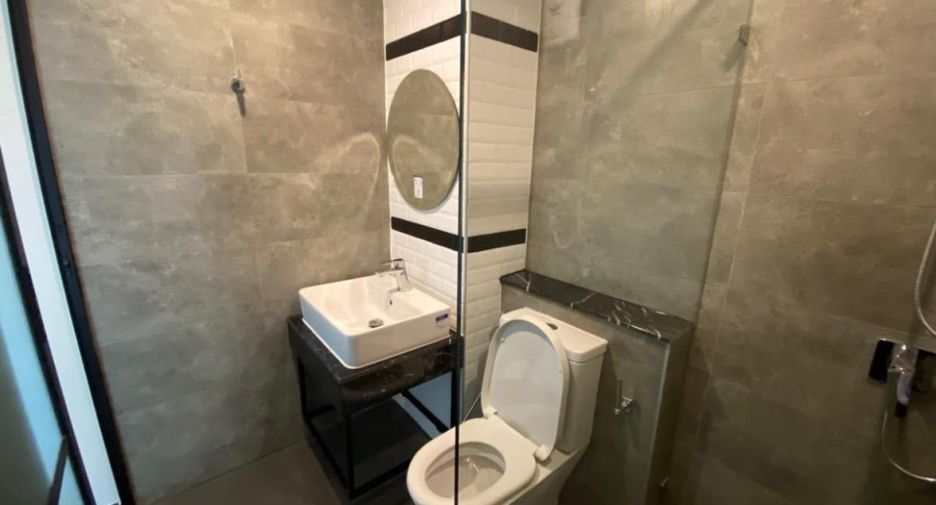 For rent 1 bed condo in Bang Phlat, Bangkok