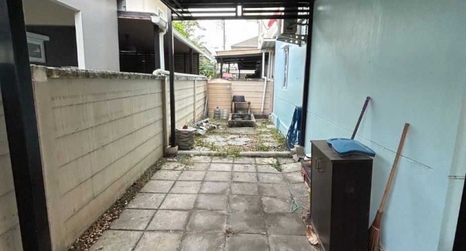 For sale 4 ベッドルーム house in Mueang Samut Sakhon, Samut Sakhon