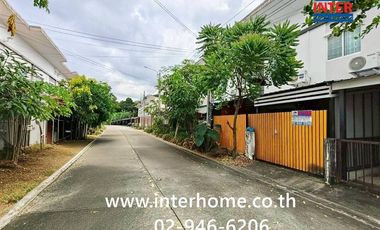 For sale 3 bedrooms townhouse in Bang Bua Thong, Nonthaburi