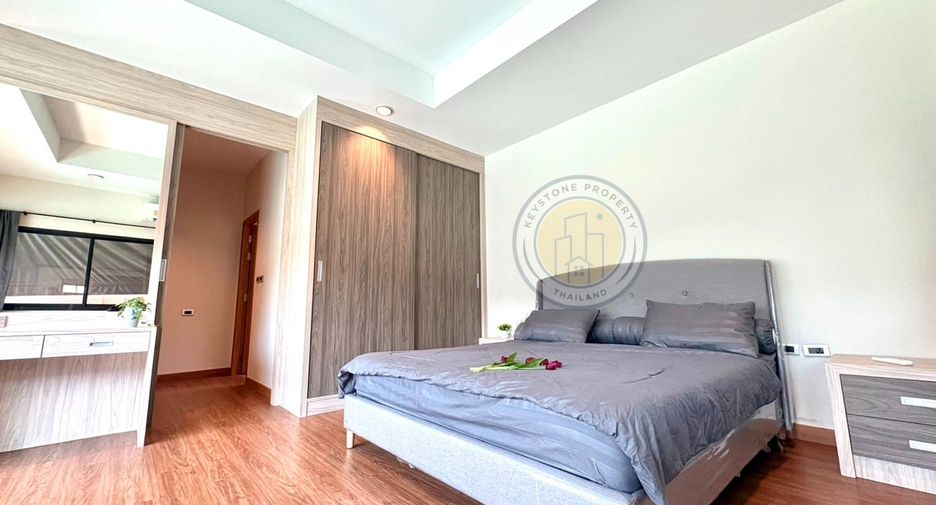 For rent 3 bedrooms villa in Huay Yai, Pattaya
