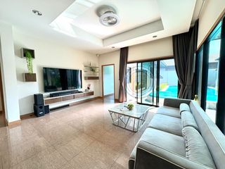 For rent 3 bedrooms villa in Bang Lamung, Chonburi