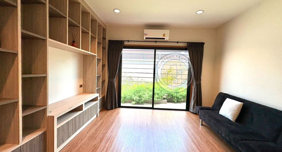 For rent 3 bedrooms villa in Huay Yai, Pattaya