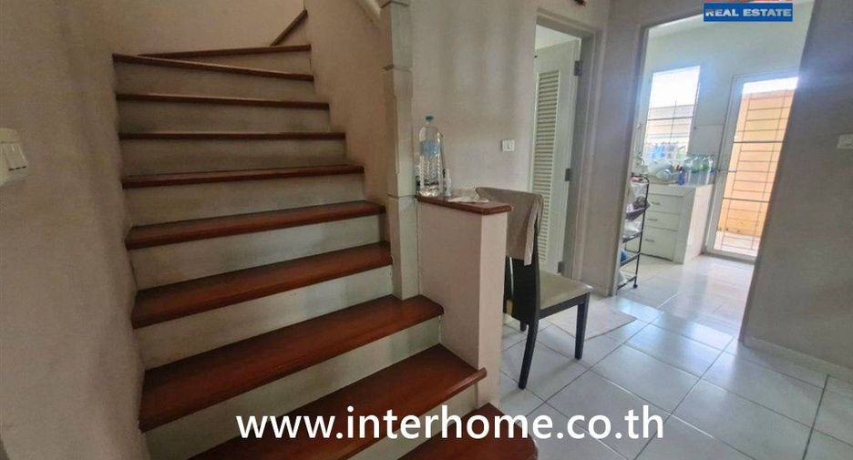 À vendre 3 chambres maison à Pak Kret, Nonthaburi