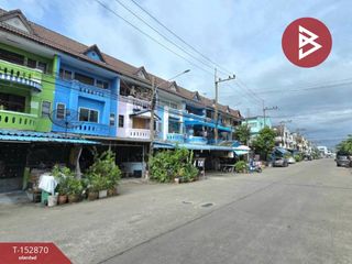 Casa adosada en venta de 4 habitaciones en Mueang Samut Sakhon, Samut Sakhon
