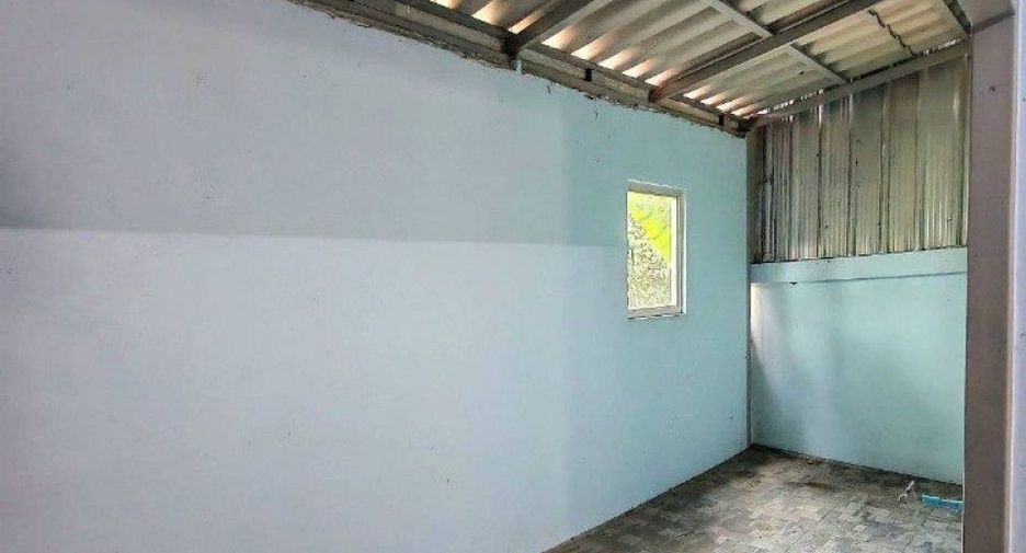 Casa adosada en venta de 4 habitaciones en Mueang Samut Sakhon, Samut Sakhon