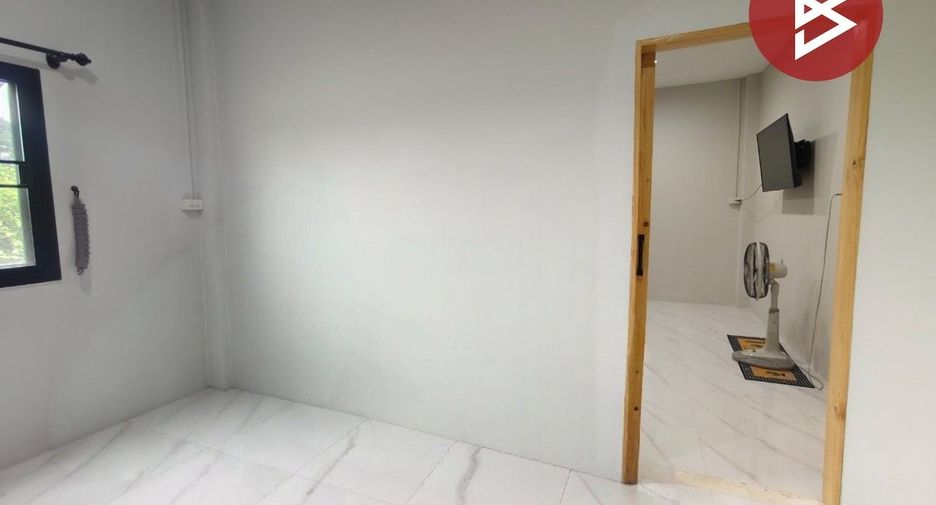 Casa en venta de 3 habitaciones en Ban Pong, Ratchaburi