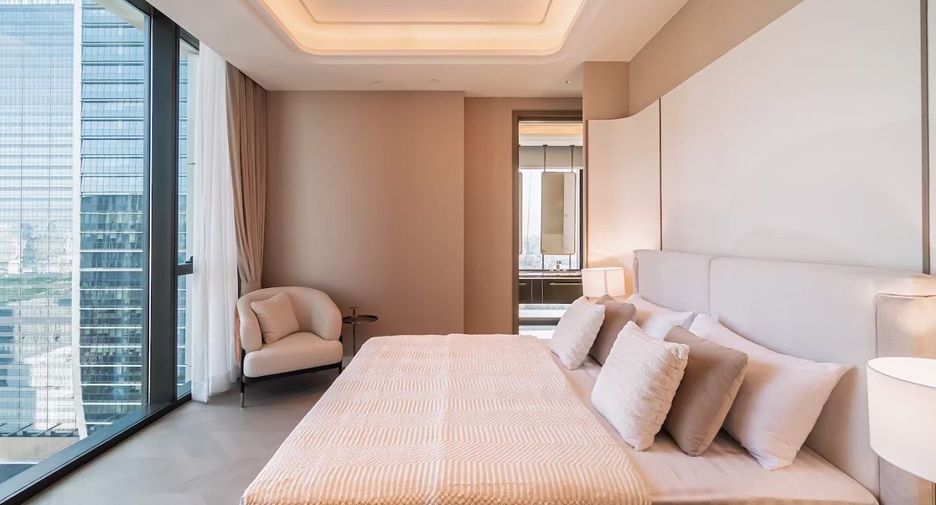 For rent 2 bedrooms condo in Sathon, Bangkok