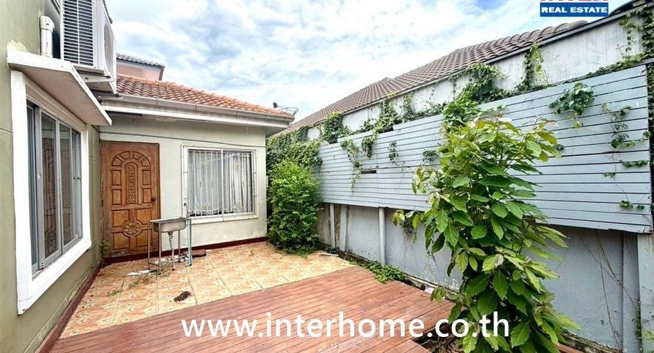 For sale 3 bedrooms house in Thanyaburi, Pathum Thani
