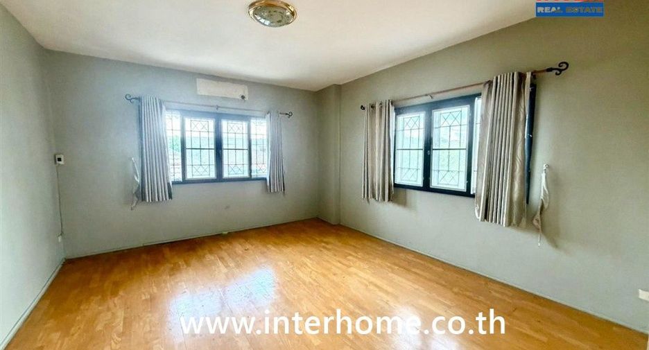 For sale 3 bedrooms house in Thanyaburi, Pathum Thani