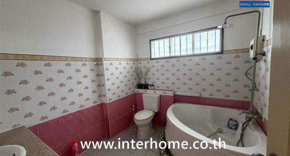 For sale 3 bedrooms house in Thanyaburi, Pathum Thani