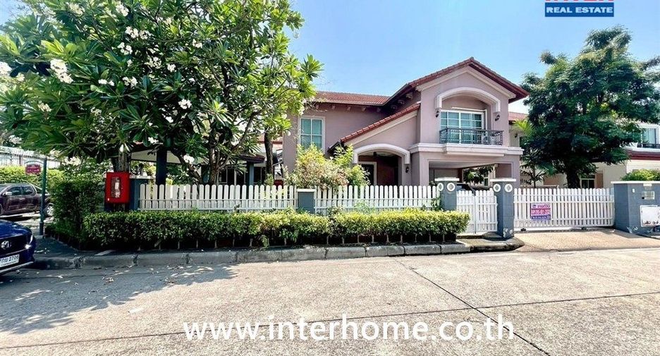 À vendre 3 chambres maison à Pak Kret, Nonthaburi