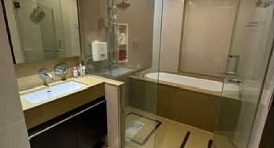 Condo en alquiler de 2 habitaciones en Pathum Wan, Bangkok