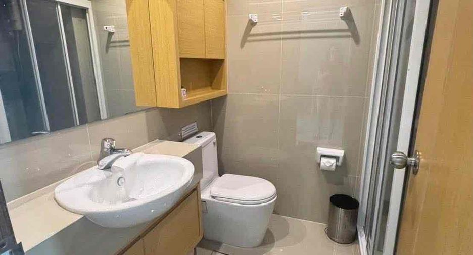 À louer 2 chambres condo à Bang Lamung, Chonburi