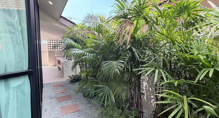 For sale 3 bedrooms villa in Bang Lamung, Chonburi
