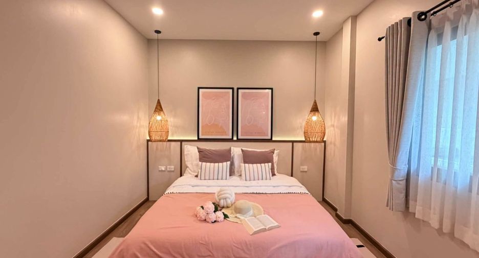 For sale 3 bedrooms villa in Bang Lamung, Chonburi