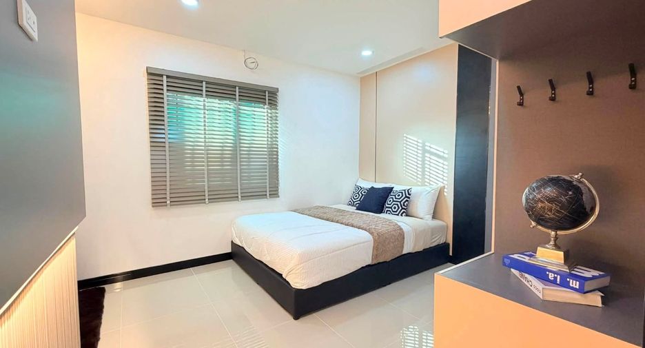 For sale 3 bedrooms townhouse in Jomtien, Pattaya