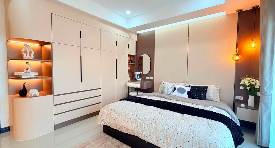 For sale 3 bedrooms townhouse in Jomtien, Pattaya