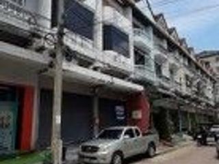 For sale 4 bedrooms retail Space in Bueng Kum, Bangkok