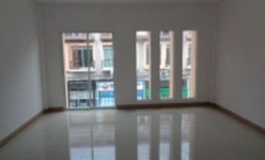 Gewerbefläche zum Kauf mit 3 Zimmer in Khlong Sam Wa, Bangkok